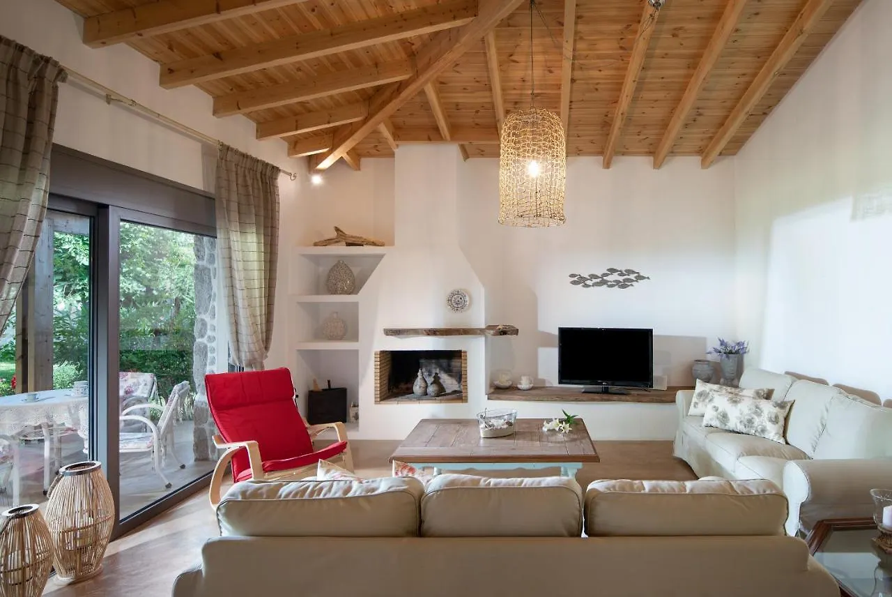 Villa Menie - Golden Fig Sykia Lodge Paralia Sikias Greece
